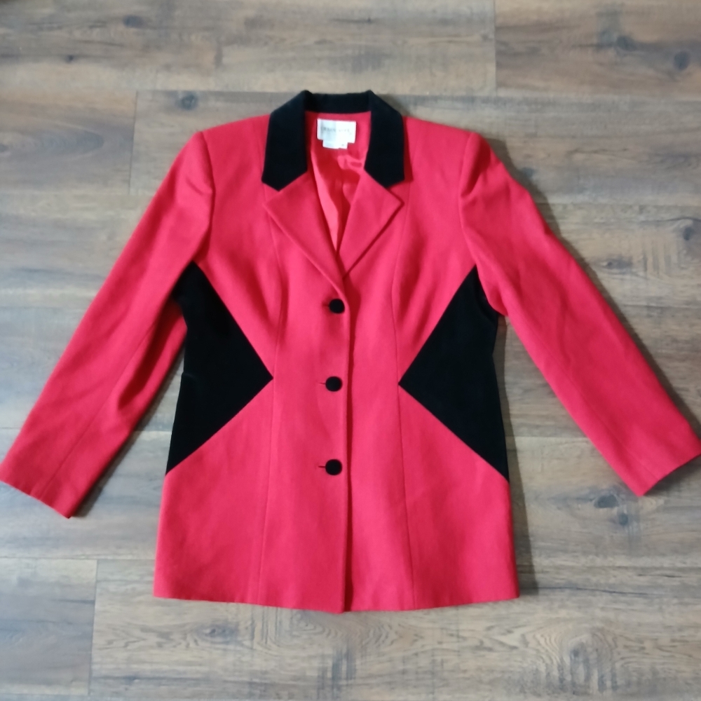 VINTAGE URBAN WOOL MERINO COLLECTION RED & BLK WOOL BLAZER W/BLACK VELVET TRIM